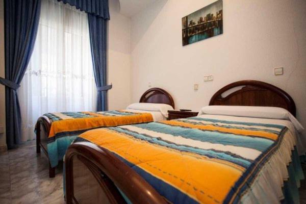 Hostal Palacios Fuencarral Madrid Esterno foto