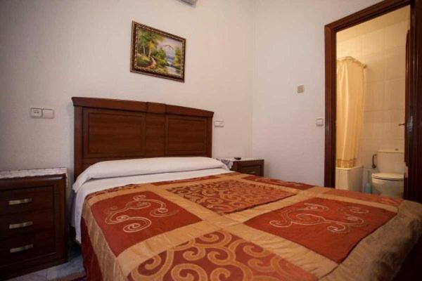 Hostal Palacios Fuencarral Madrid Esterno foto