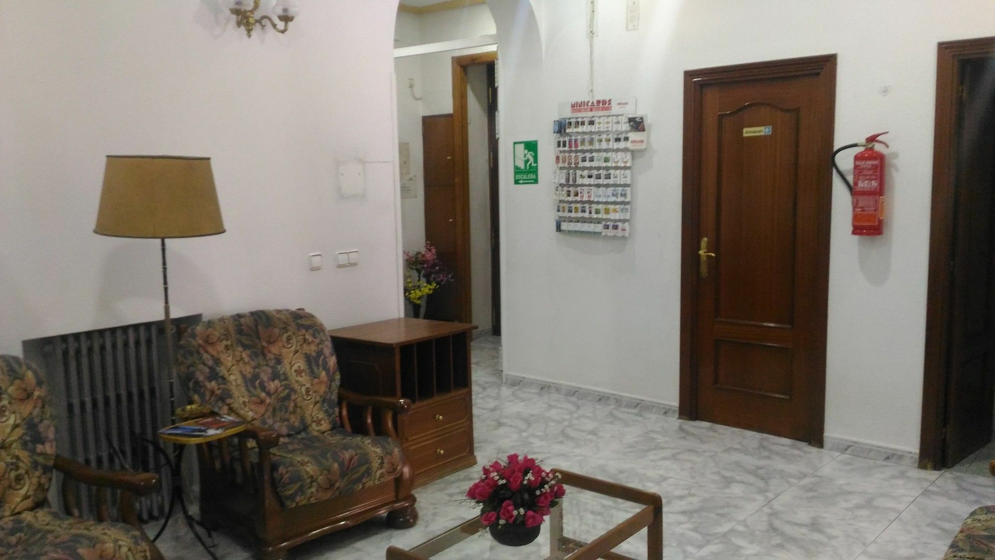 Hostal Palacios Fuencarral Madrid Esterno foto