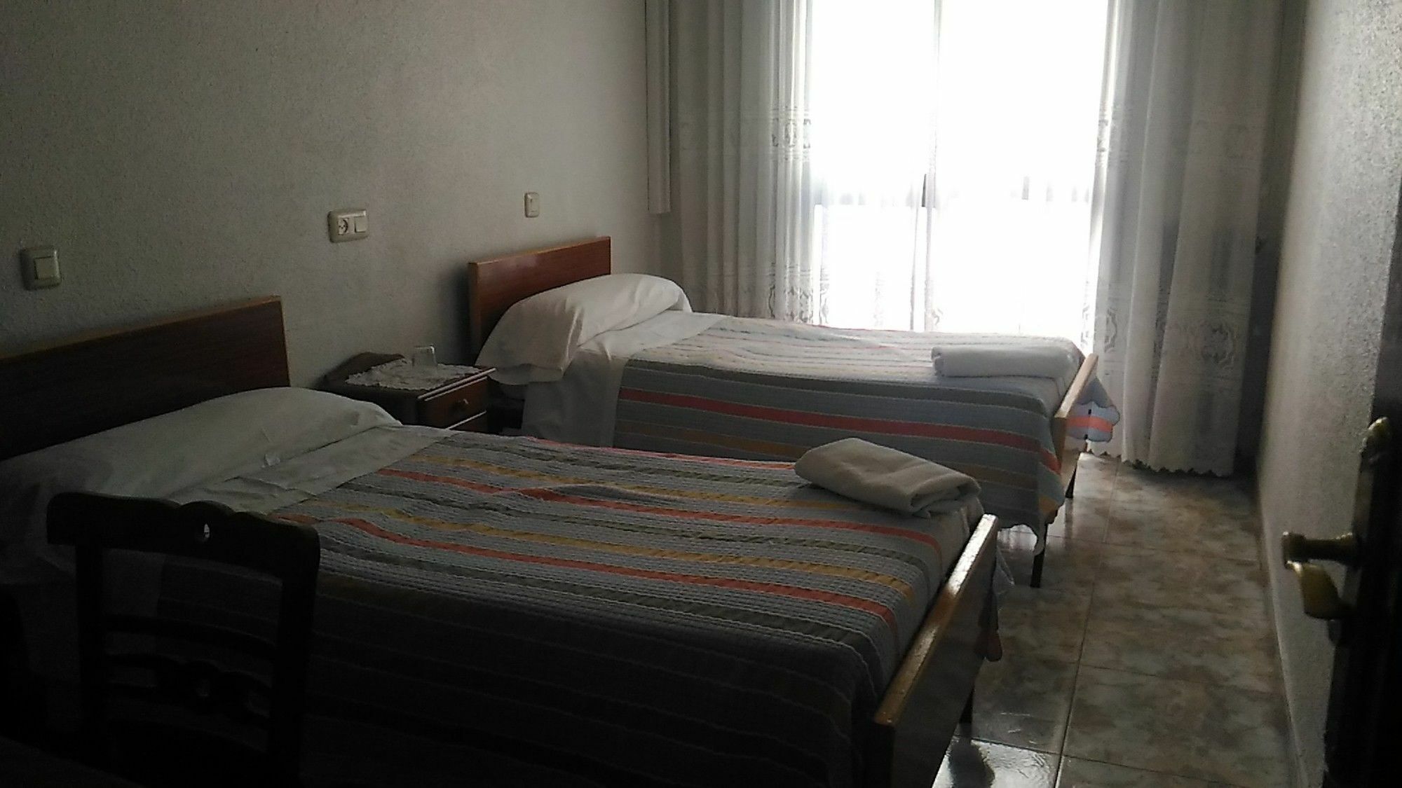 Hostal Palacios Fuencarral Madrid Esterno foto