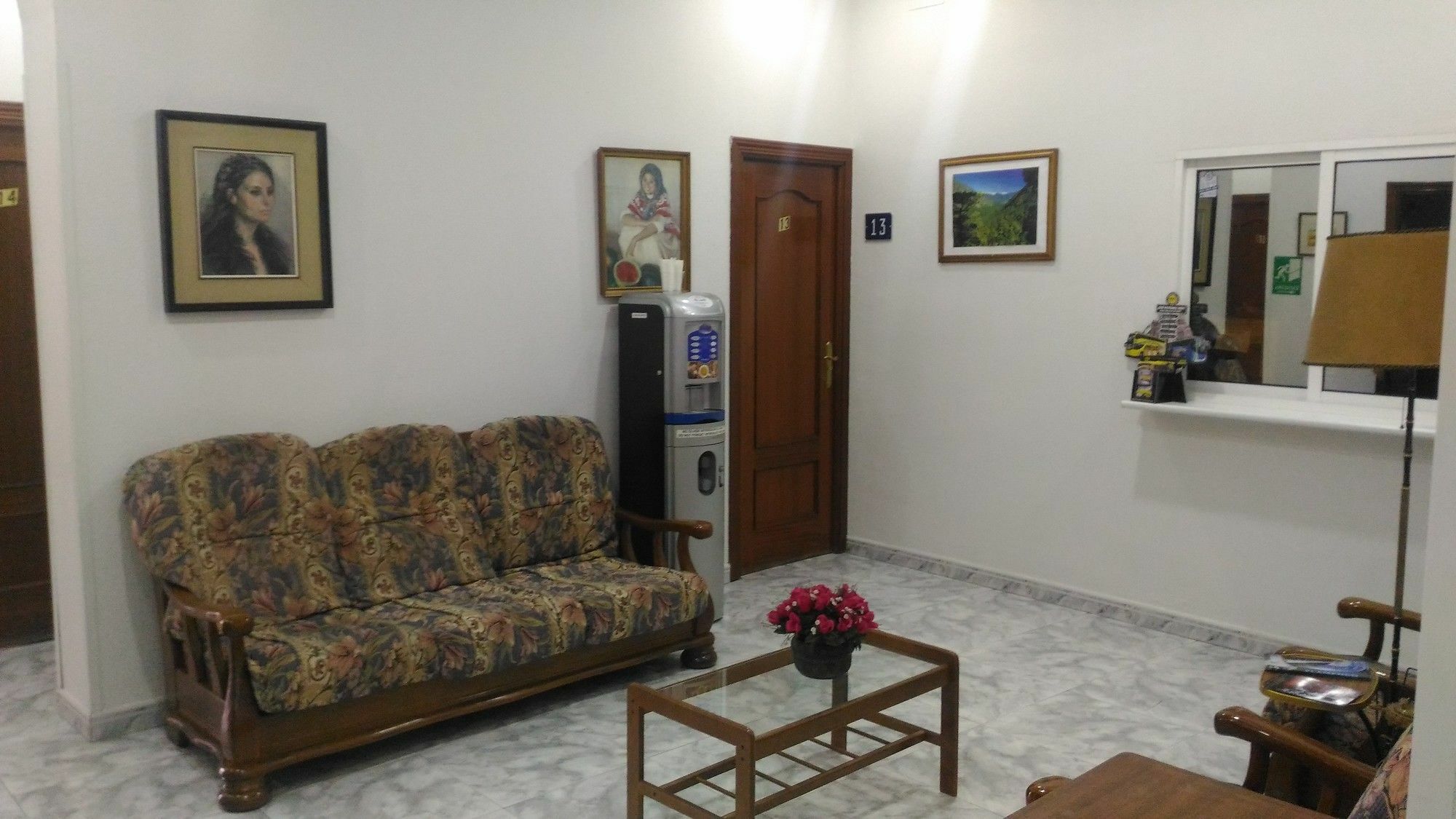 Hostal Palacios Fuencarral Madrid Esterno foto