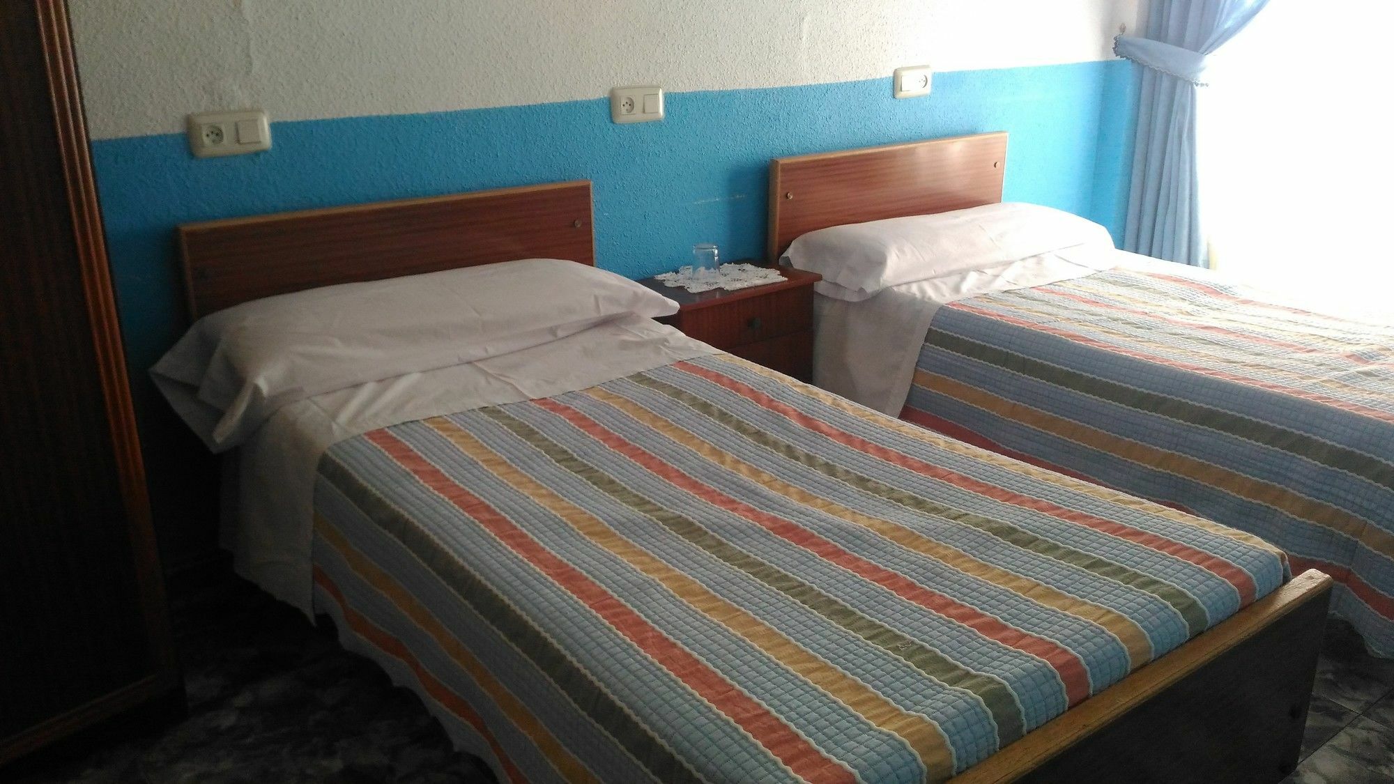 Hostal Palacios Fuencarral Madrid Esterno foto