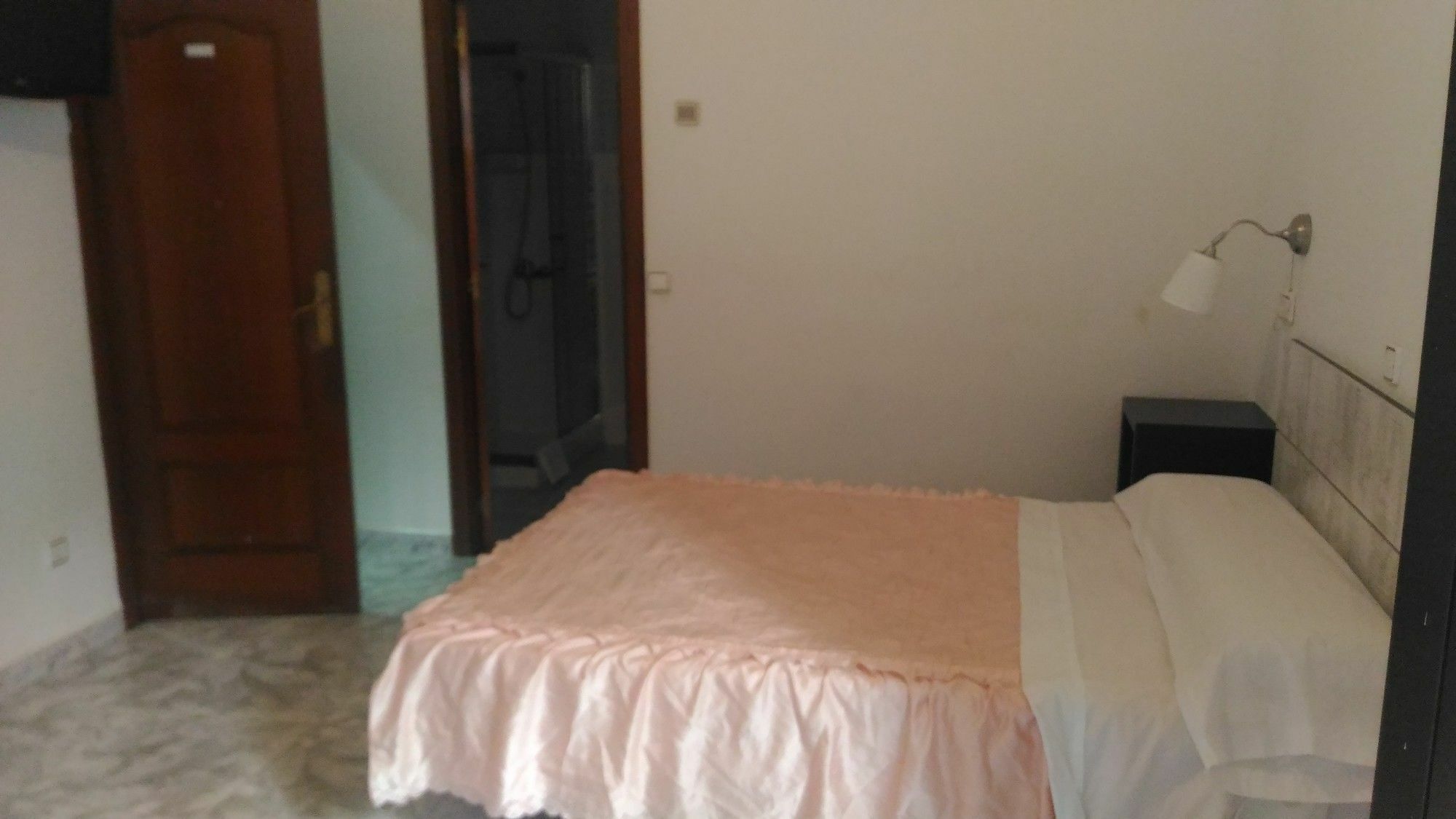 Hostal Palacios Fuencarral Madrid Esterno foto